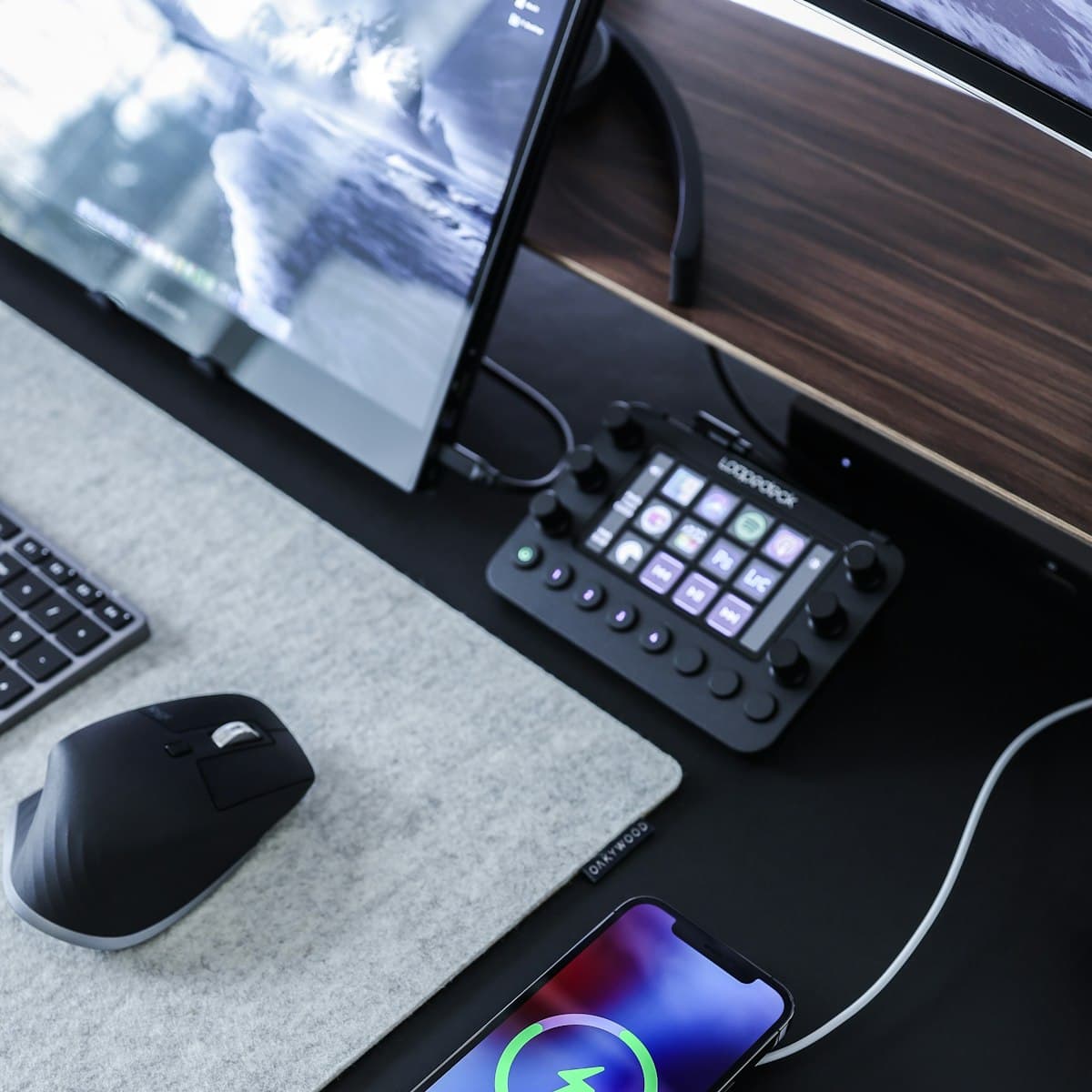 Anker 3-in-1 Charging Stand